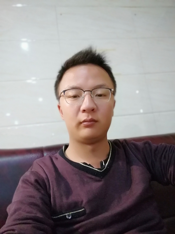 90后大叔的第二张照片--烟台相亲服务中心