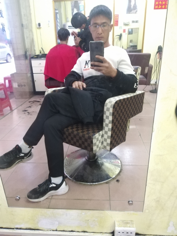 hushuai的第一张照片--烟台相亲服务中心