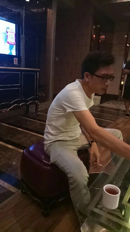 期待缘分的第一张照片--烟台相亲服务中心