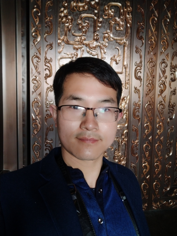 鹏鸟的第一张照片--烟台相亲服务中心