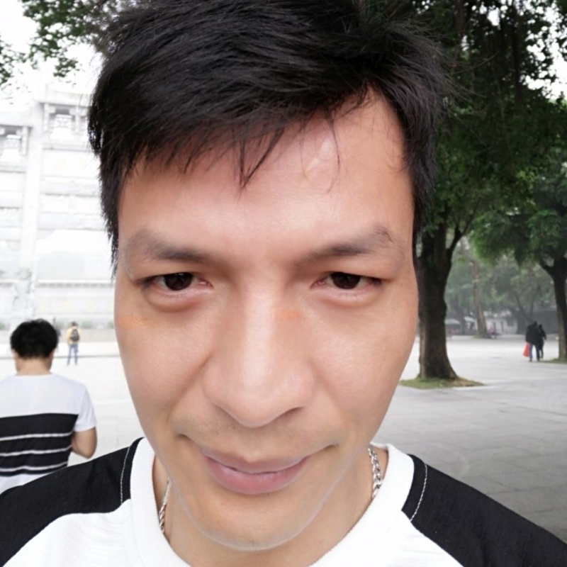 无尘的第一张照片--烟台相亲服务中心