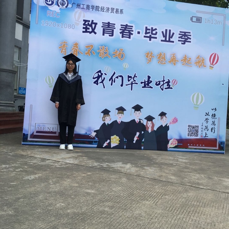 小小的第一张照片--烟台相亲服务中心