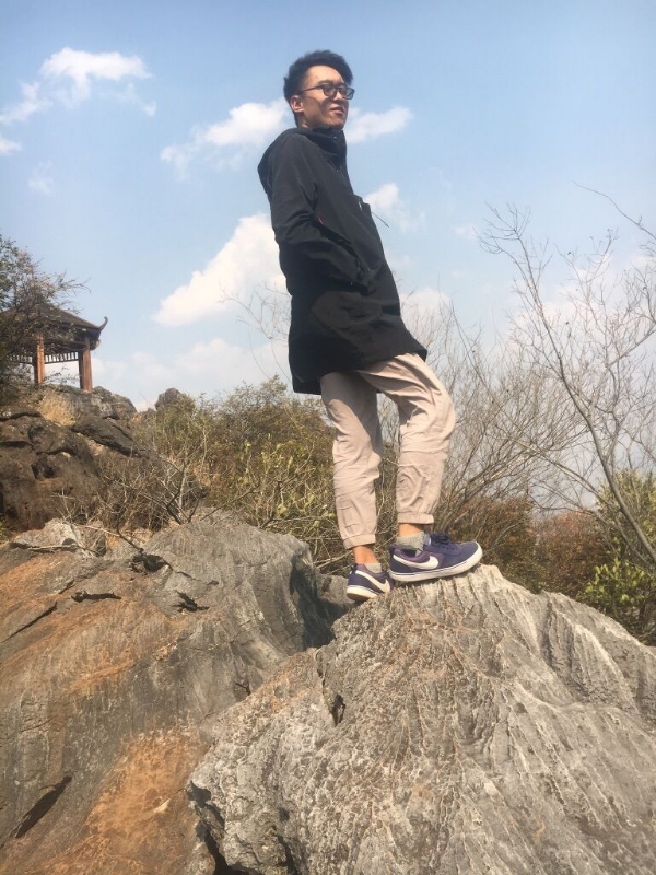 雨夜寻知己的第一张照片--烟台相亲服务中心