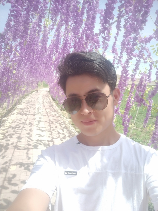 既往的第一张照片--烟台相亲服务中心