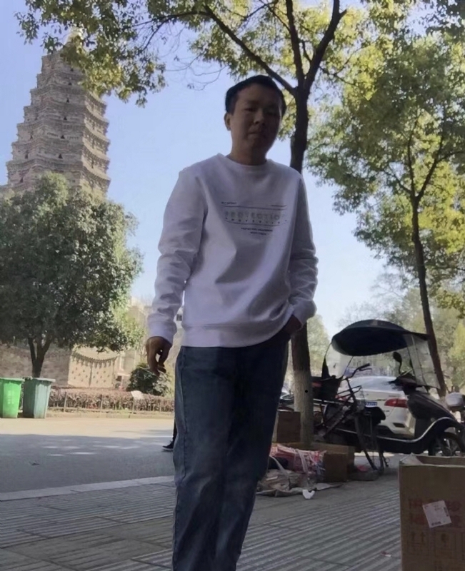黄冈征婚的第一张照片--烟台相亲服务中心