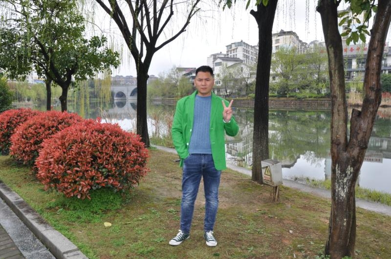 mingzai的第一张照片--烟台相亲服务中心