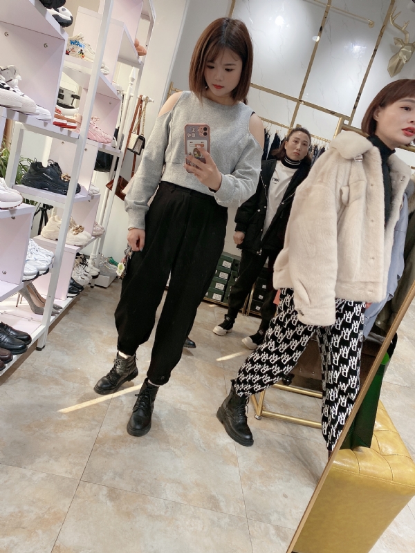 媛媛的第二张照片--烟台相亲服务中心