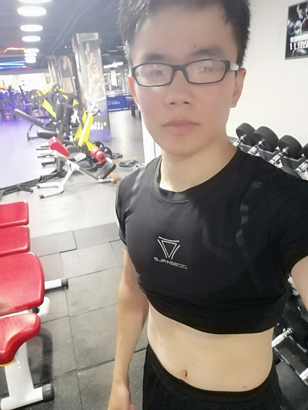 石榴裙下的第一张照片--烟台相亲服务中心