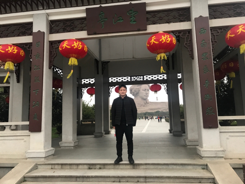 风继续吹的第一张照片--烟台相亲服务中心