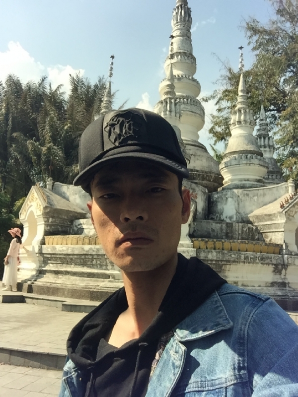 非诚勿扰的第一张照片--烟台相亲服务中心