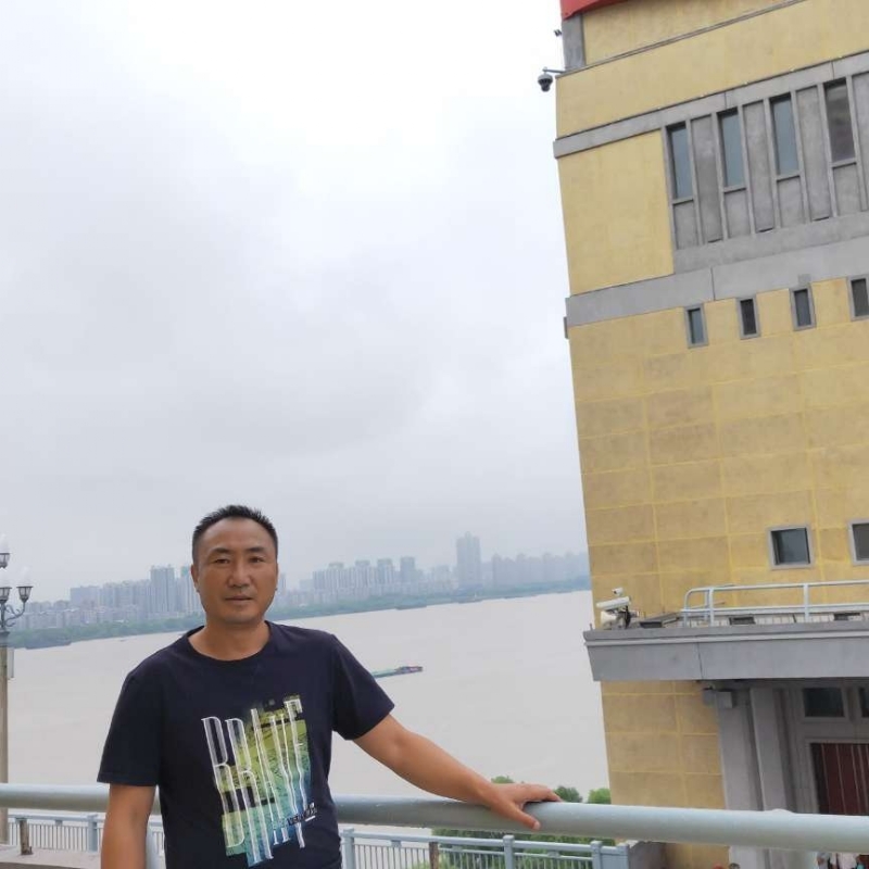 明天的第一张照片--烟台相亲服务中心