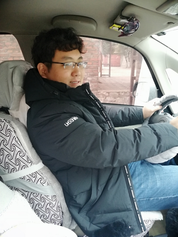 季末非陌的第一张照片--烟台相亲服务中心