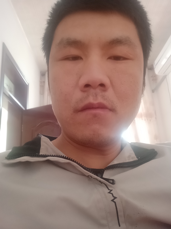 非诚勿扰的第一张照片--烟台相亲服务中心