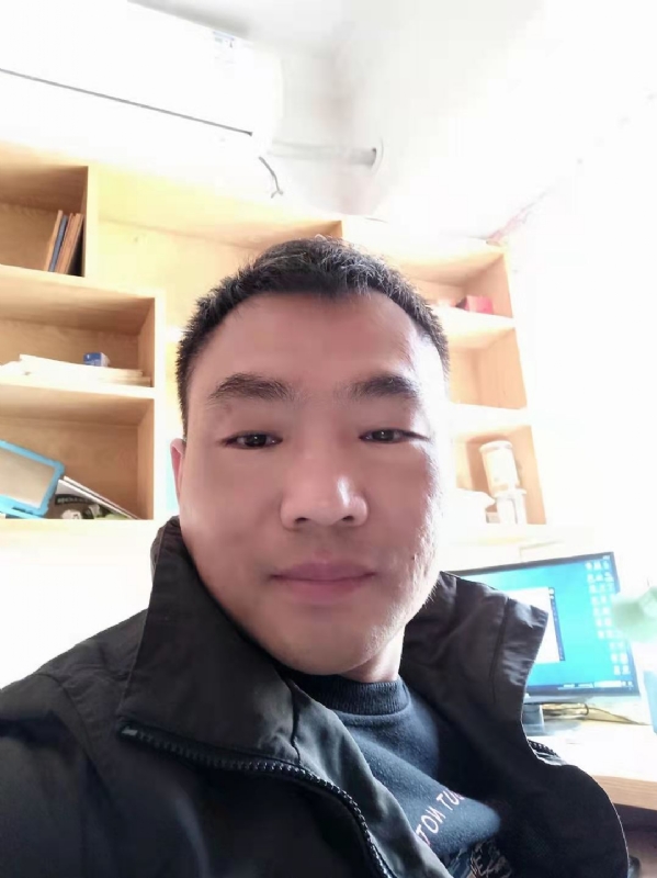 向前葱的第一张照片--烟台相亲服务中心