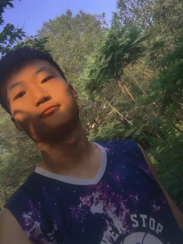 夏日的第一张照片--烟台相亲服务中心