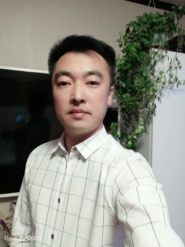 不一样的烟火的第二张照片--烟台相亲服务中心