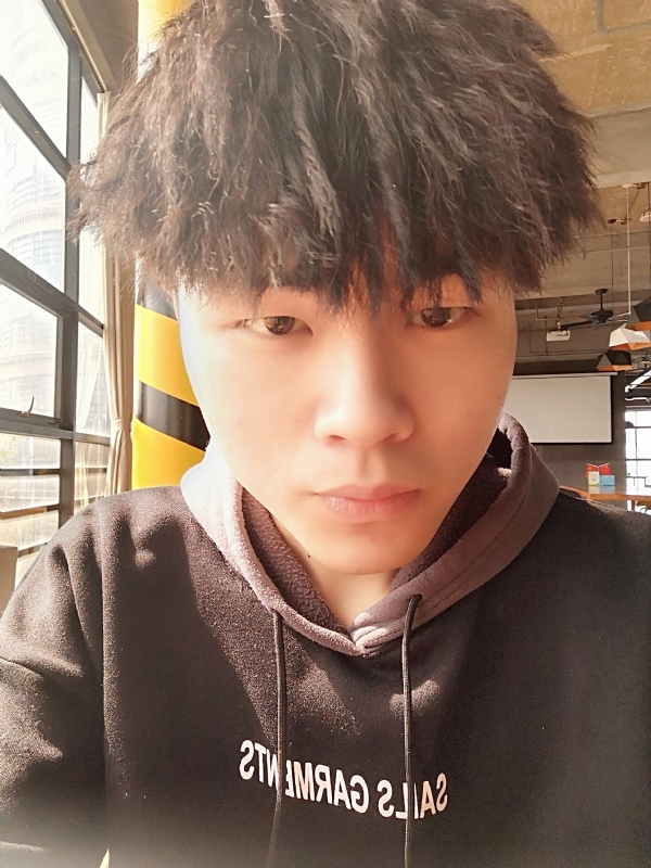 阿荡的第一张照片--烟台相亲服务中心