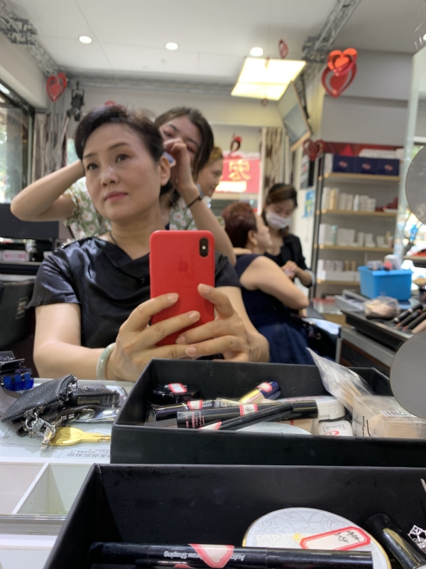 蓦然的第一张照片--烟台相亲服务中心