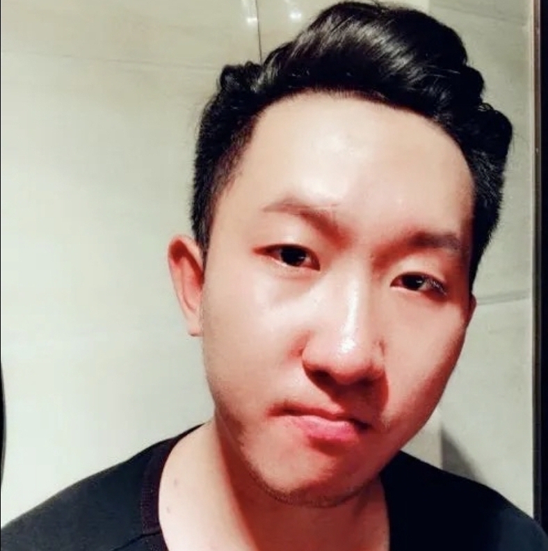 郭先生的第一张照片--烟台相亲服务中心