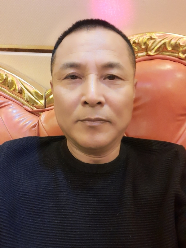 平常的第一张照片--烟台相亲服务中心