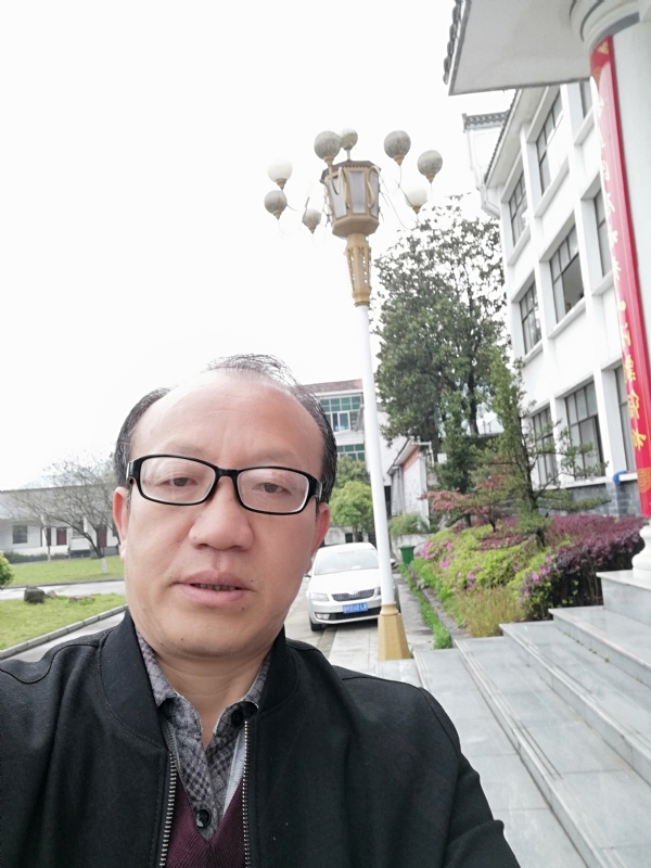 玫瑰祥云的第二张照片--烟台相亲服务中心