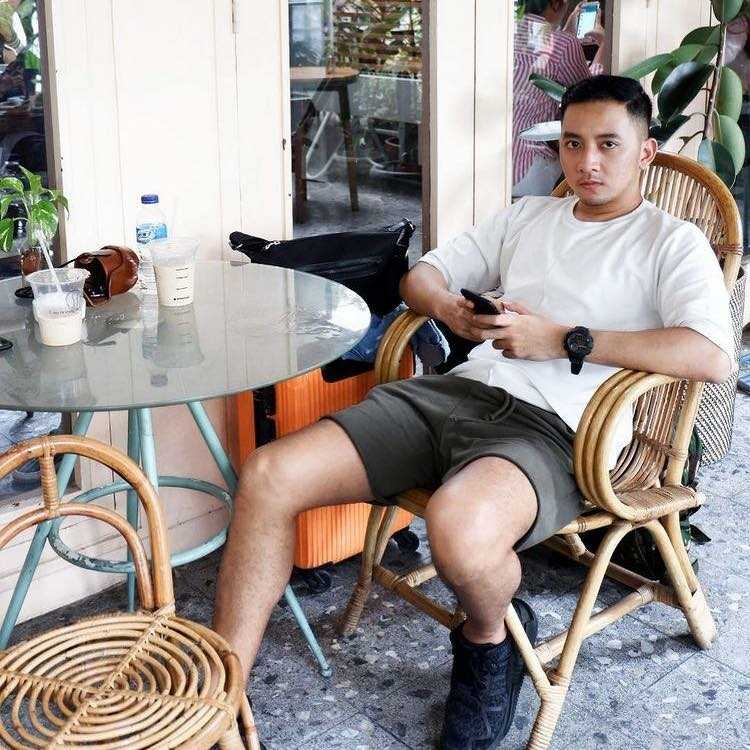 愛的供養的第一张照片--烟台相亲服务中心