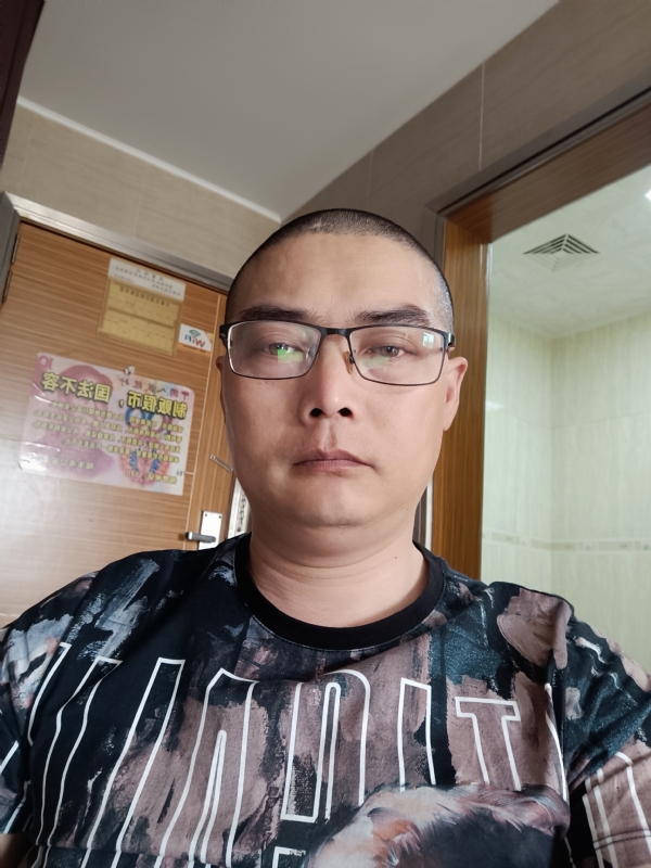 心梦无痕的第一张照片--烟台相亲服务中心