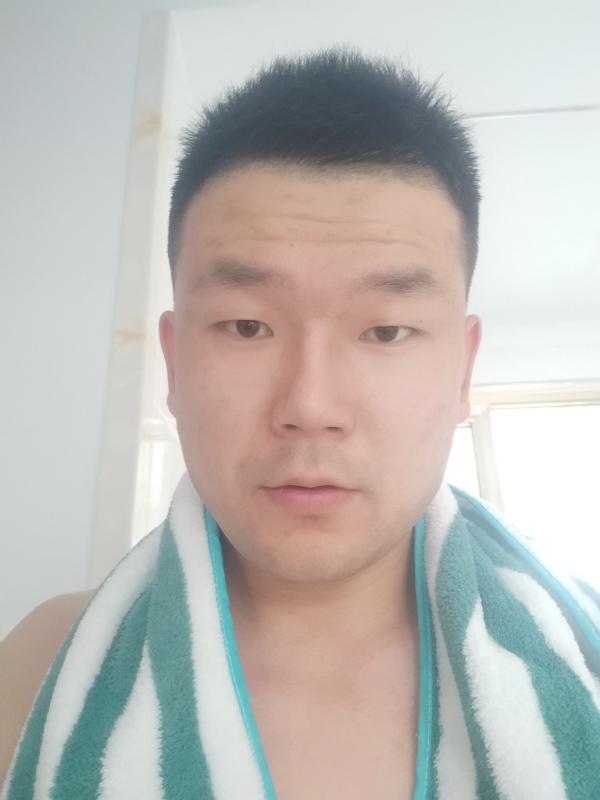 海滨的第一张照片--烟台相亲服务中心