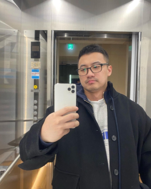 马甲线的第一张照片--烟台相亲服务中心