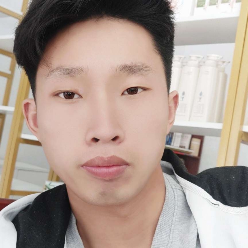 波澜不惊的第一张照片--烟台相亲服务中心