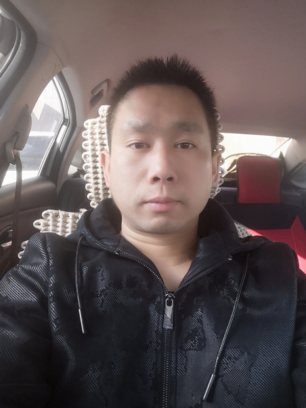 孤独的狼的第二张照片--烟台相亲服务中心