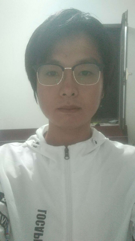 轻吻的第一张照片--烟台相亲服务中心