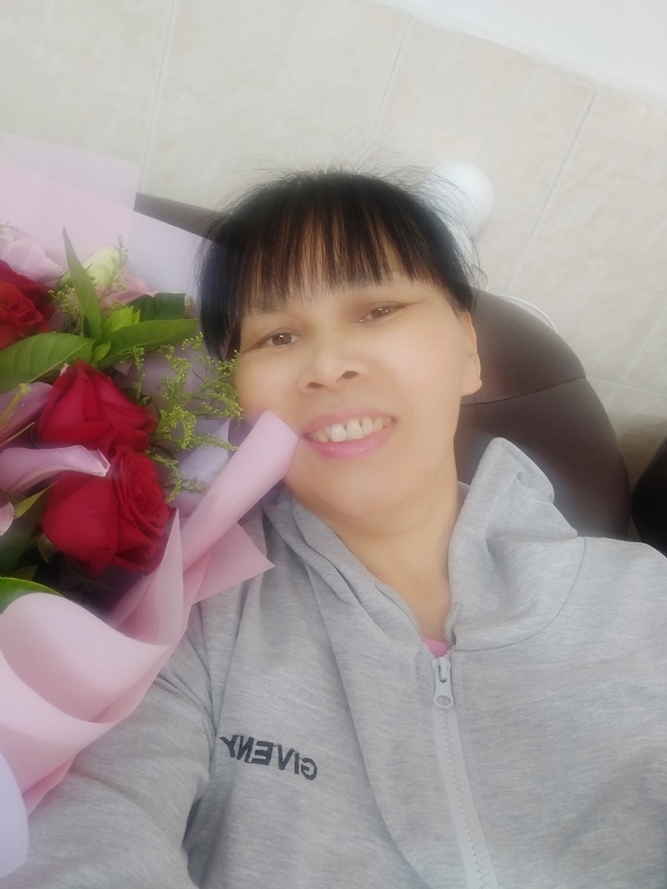 言言的第一张照片--烟台相亲服务中心