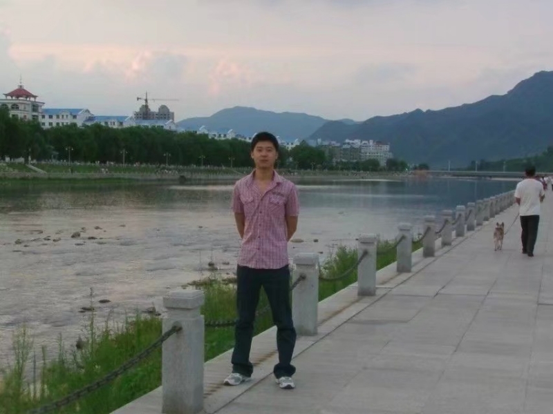 王王的第一张照片--烟台相亲服务中心