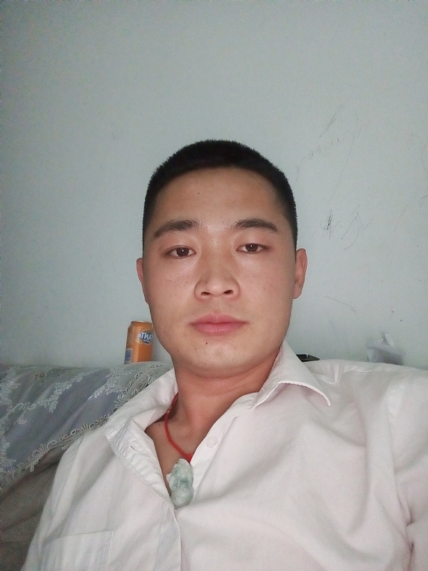 也许太年轻的第一张照片--烟台相亲服务中心