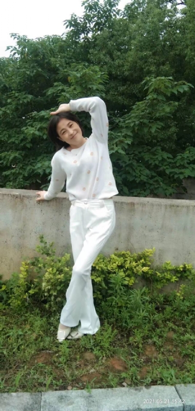 九妹的第四张照片--烟台相亲服务中心