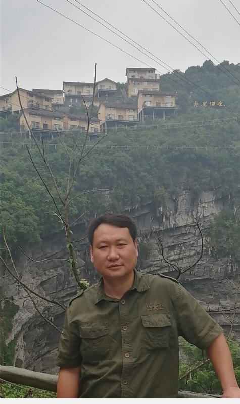 迷彩人生的第一张照片--烟台相亲服务中心