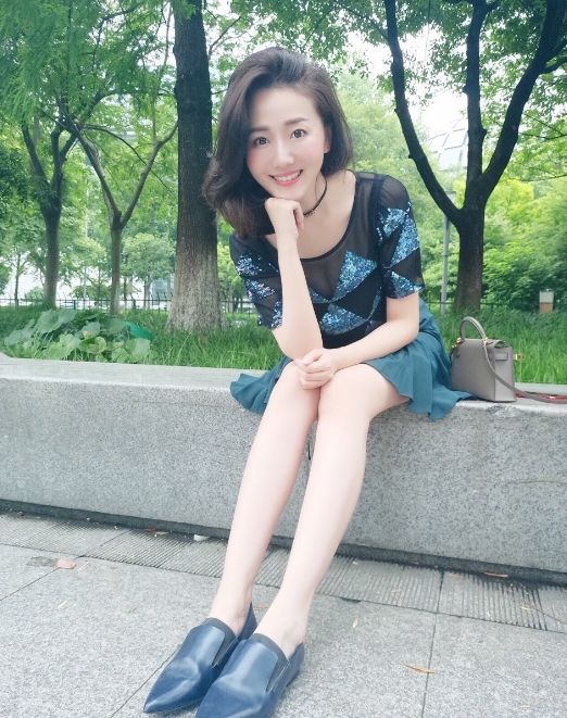 Leanna的第三张照片--烟台相亲服务中心