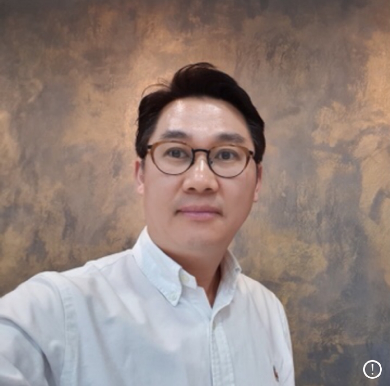 Wang的第一张照片--烟台相亲服务中心