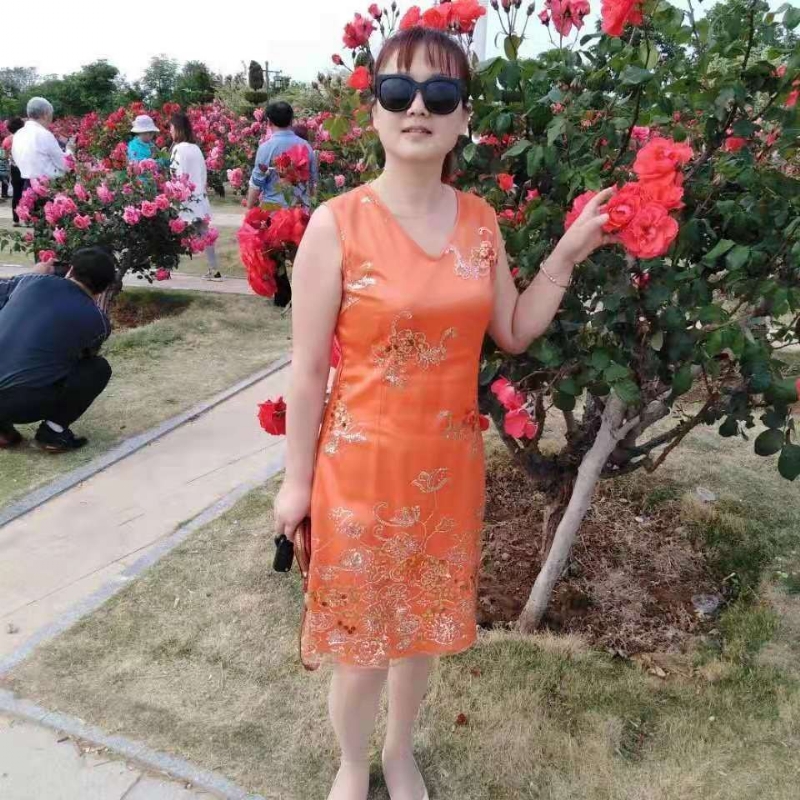 yunerfei的第一张照片--烟台相亲服务中心