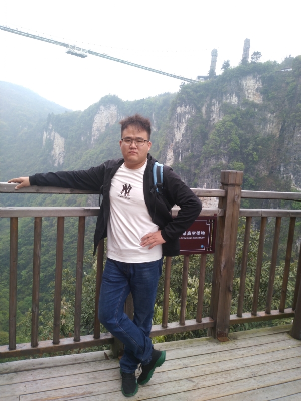 简单的第一张照片--烟台相亲服务中心