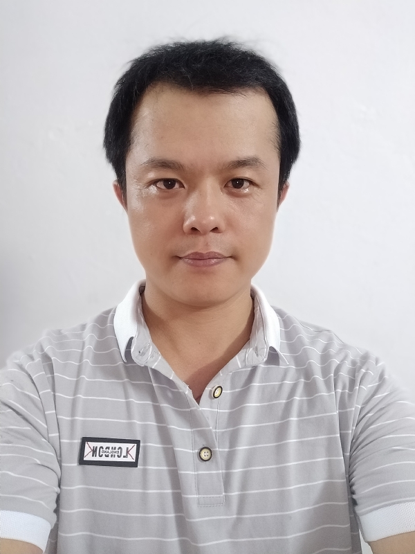 冰河的第二张照片--烟台相亲服务中心