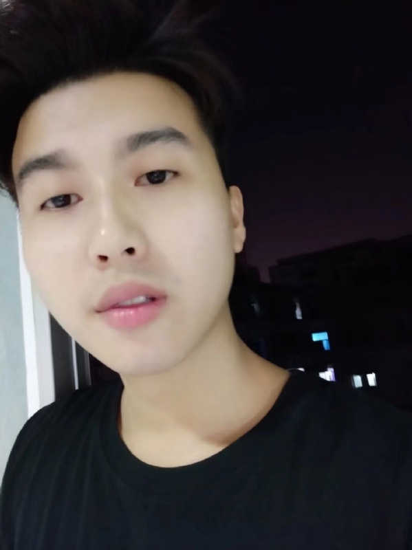 皮特王的第二张照片--烟台相亲服务中心