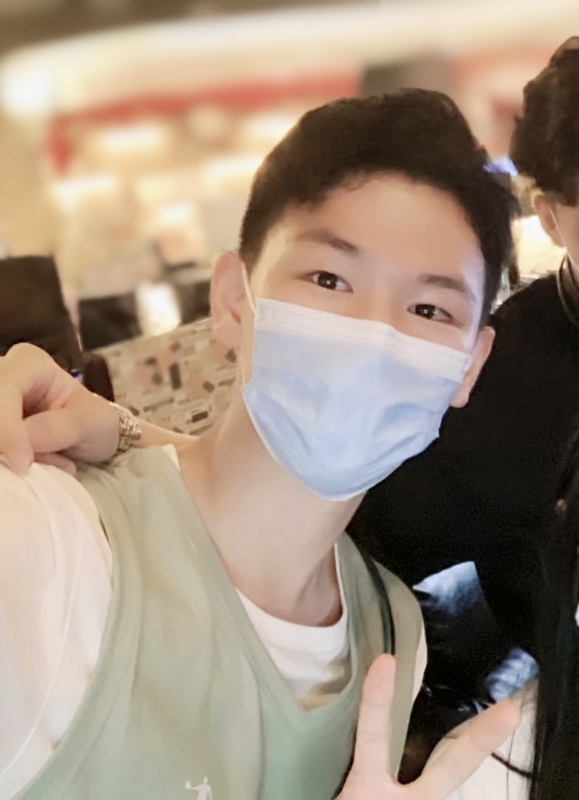 六月的春风的第四张照片--烟台相亲服务中心