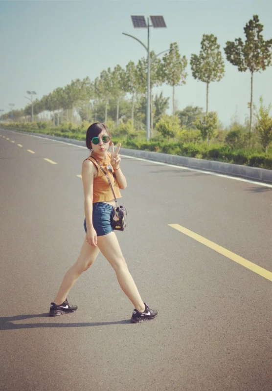 尤尤的第一张照片--烟台相亲服务中心