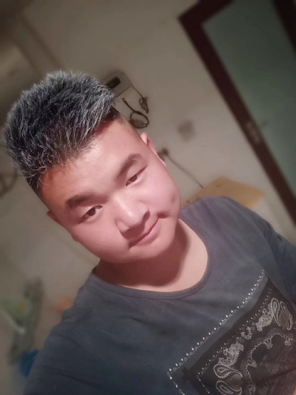 李子木的第一张照片--烟台相亲服务中心