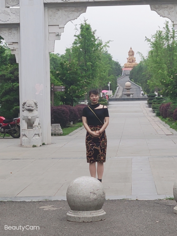 魏沐阳子的第三张照片--烟台相亲服务中心