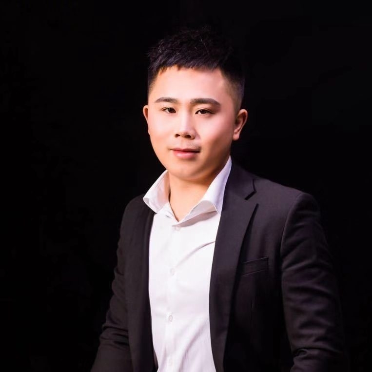 只欠东风的第一张照片--烟台相亲服务中心