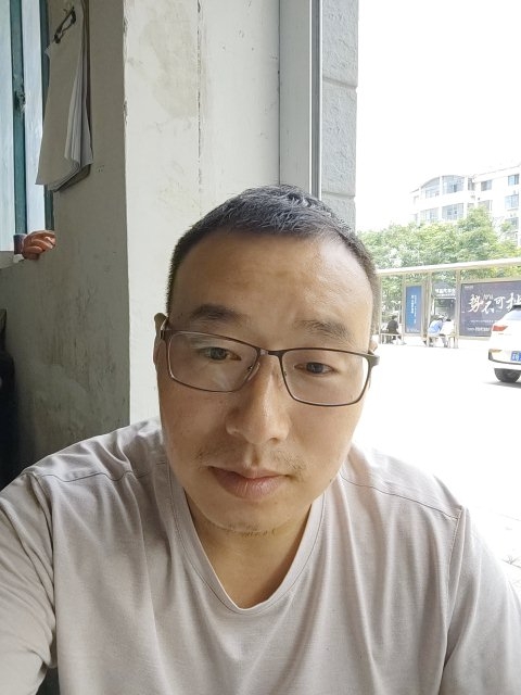 转身的距离的第一张照片--烟台相亲服务中心