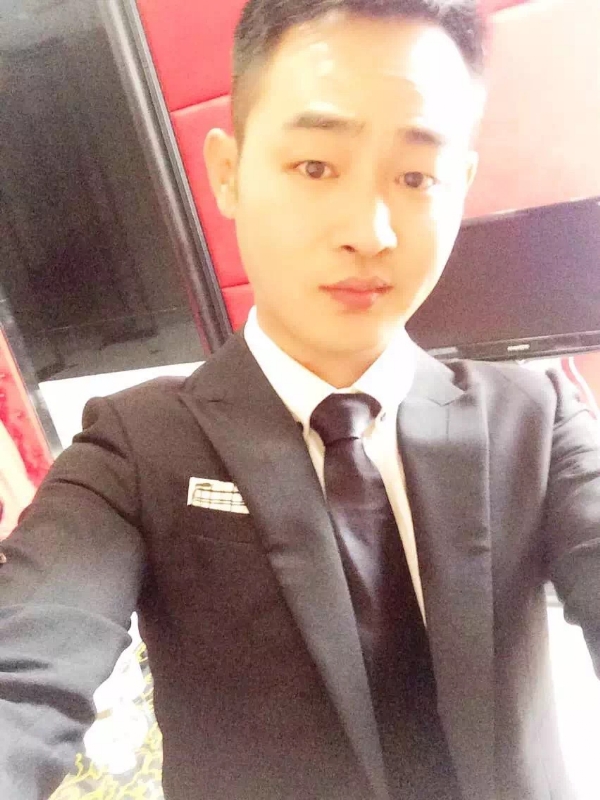 富强的第二张照片--烟台相亲服务中心